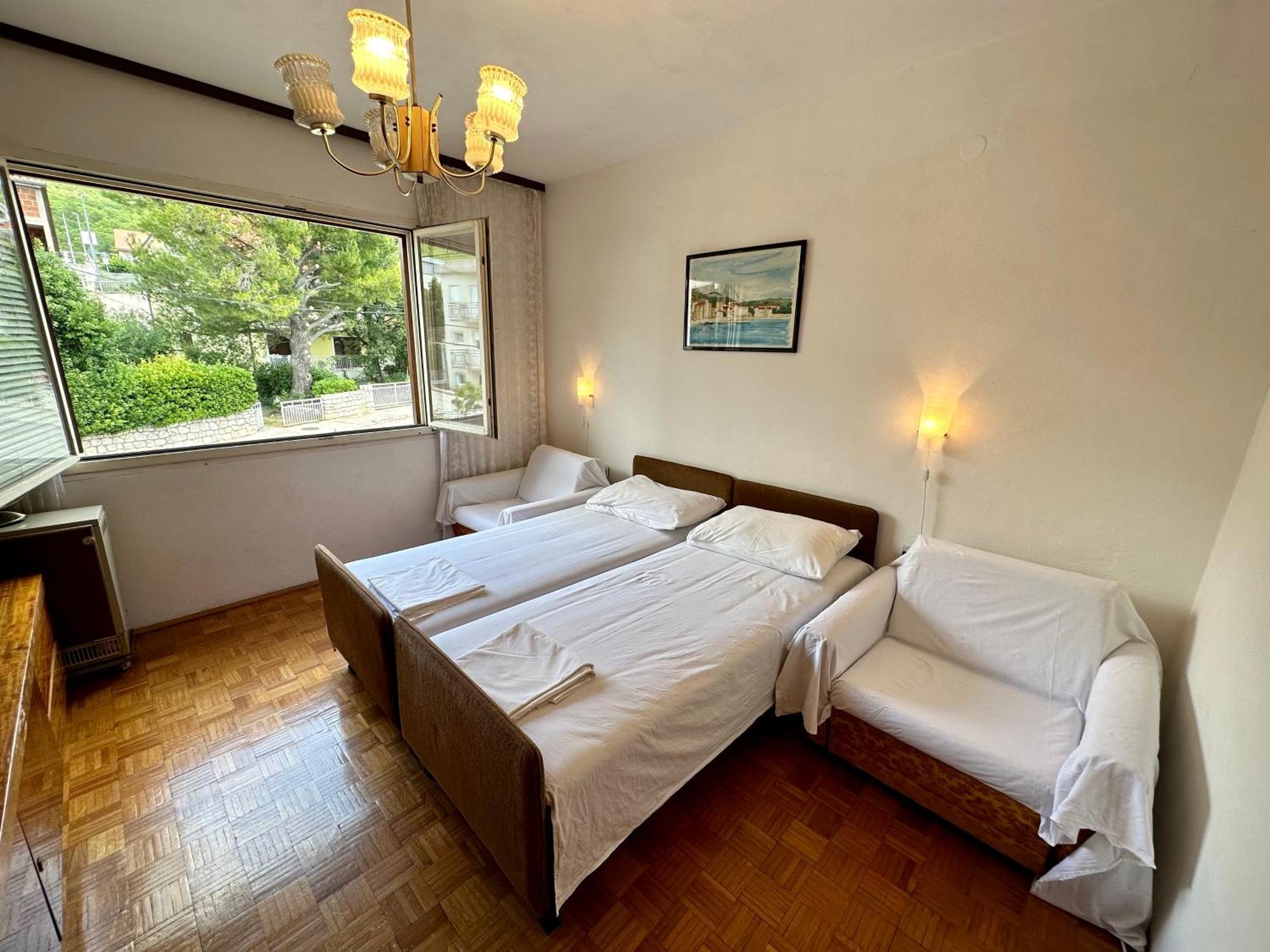 Apartman Neno Dramalj Exteriör bild